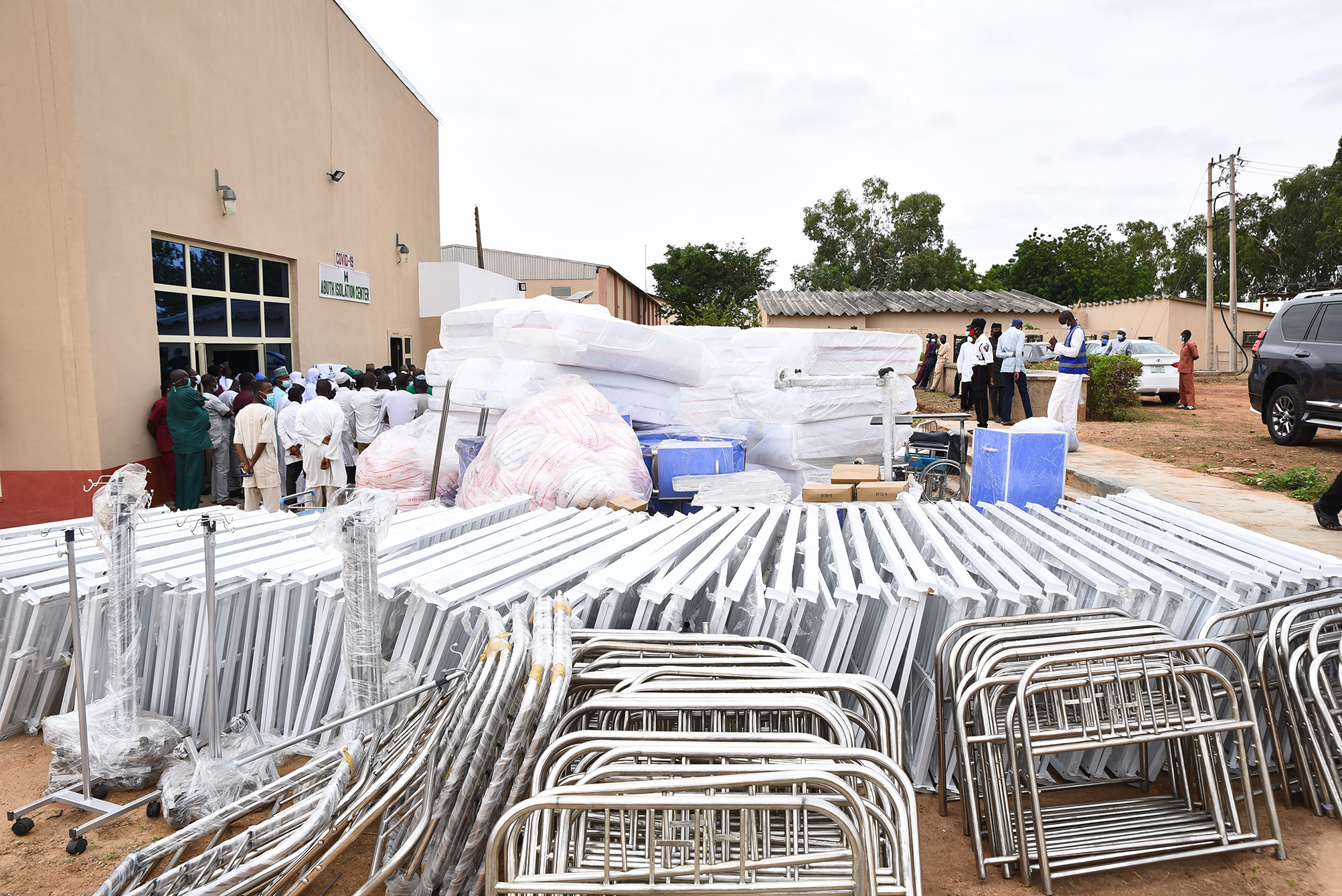 Sir Emeka Offor Foundation Donates Hospital Bed Sets to ABUTH Zaria